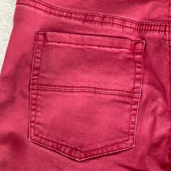Maurices Women Burgundy Red Stretch Twill Straight Leg Pants Size 7/8‎ REG - Picture 5 of 15